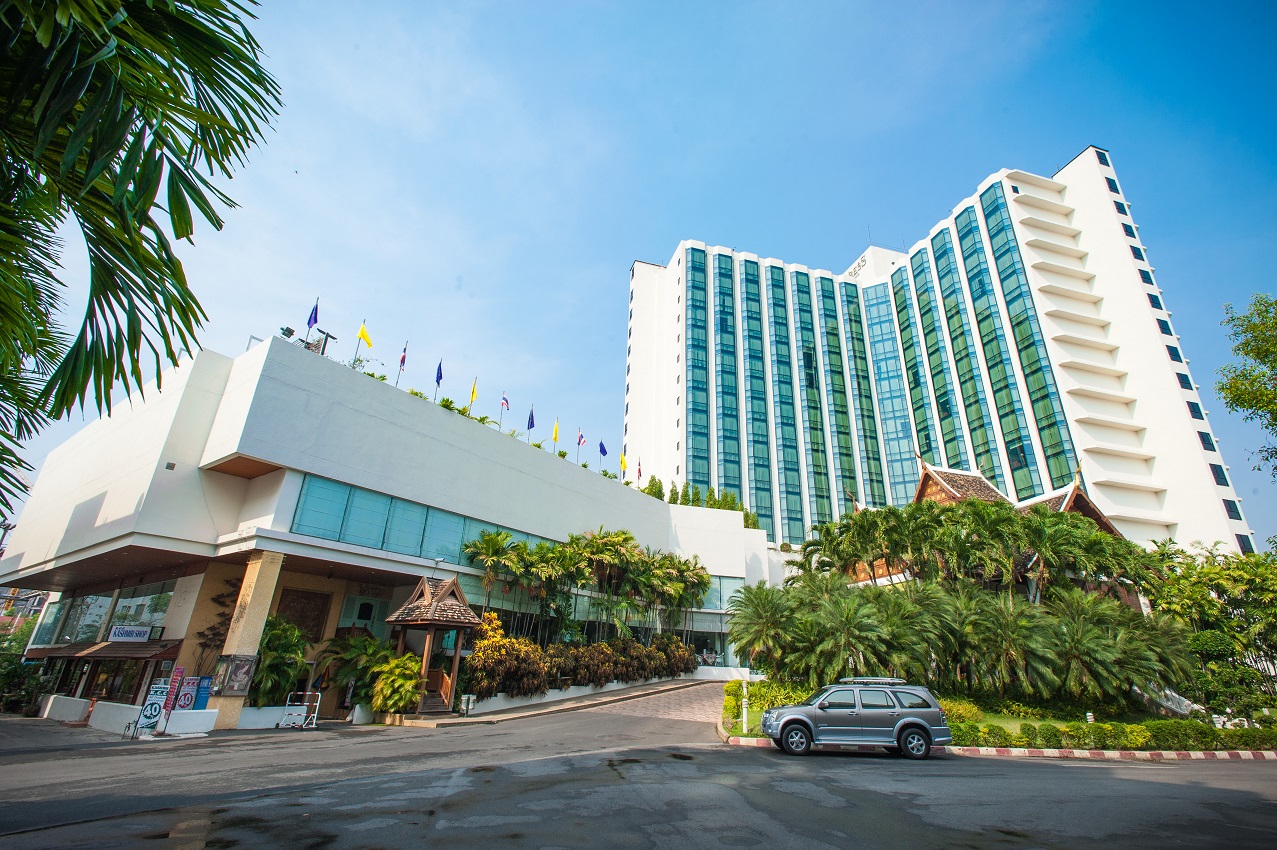 The Empress Chiang Mai Hotel - Moonshine Travel Service